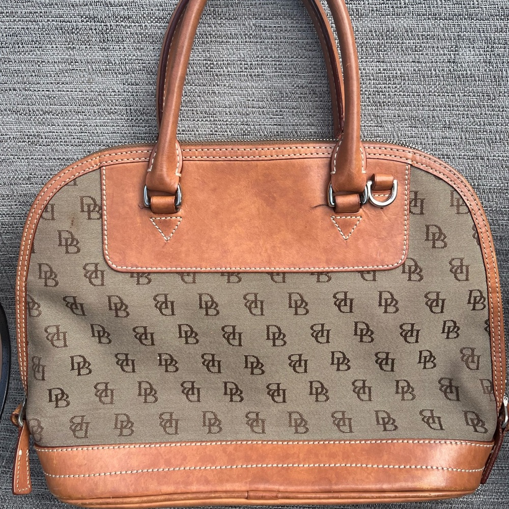 Vintage Dooney and Bourke Sachel